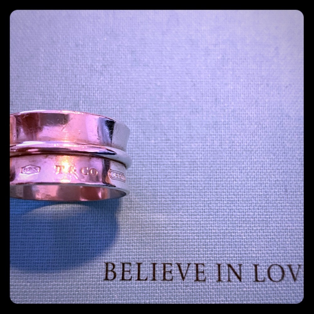 🦋Authentic Tiffany &CO. Hardware Ring🦋